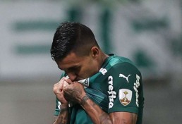 Dudu se torna jogador do Palmeiras com mais títulos no século