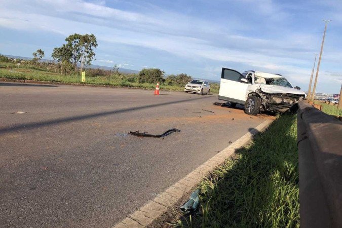  03/02/2022 Crédito: Rafaela Martins/CB.  Fuga de homem mata ciclista na Estrutural.
