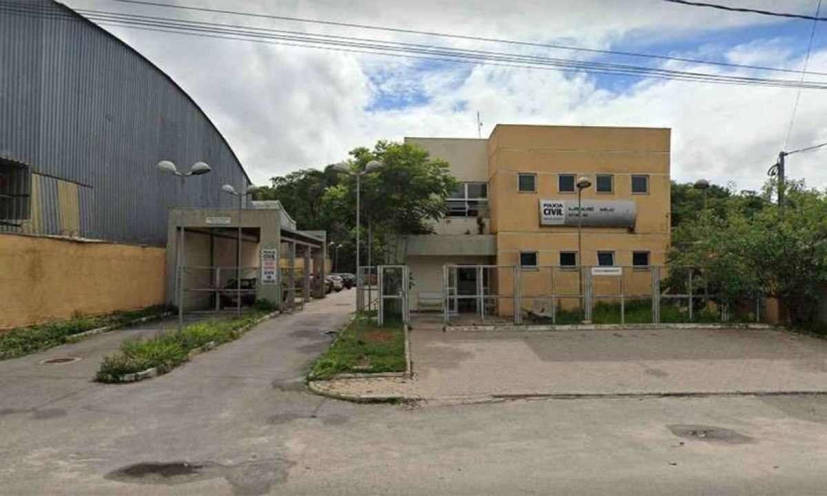 Homem de 19 anos é executado na frente da namorada