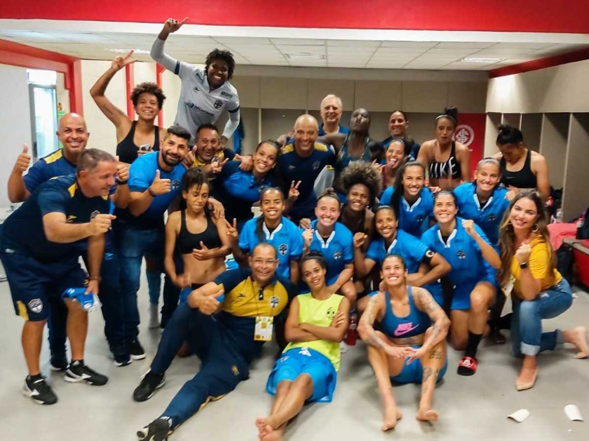 Com gol polêmico, Real Brasília está nas semifinais da Supercopa Feminina