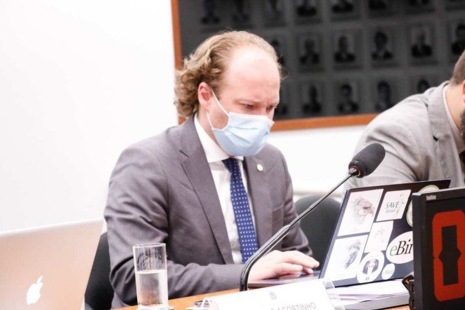 Rodrigo Agostinho: Rodrigo Agostinho:
