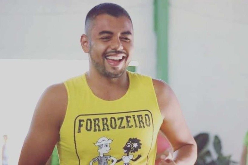  Crédito: Arquivo Pessoal. Tiago Araújo de Lima,  professor de dança dá aulas de forró a mais de 8 anos, e retorna às aulas após início da pandemia. 