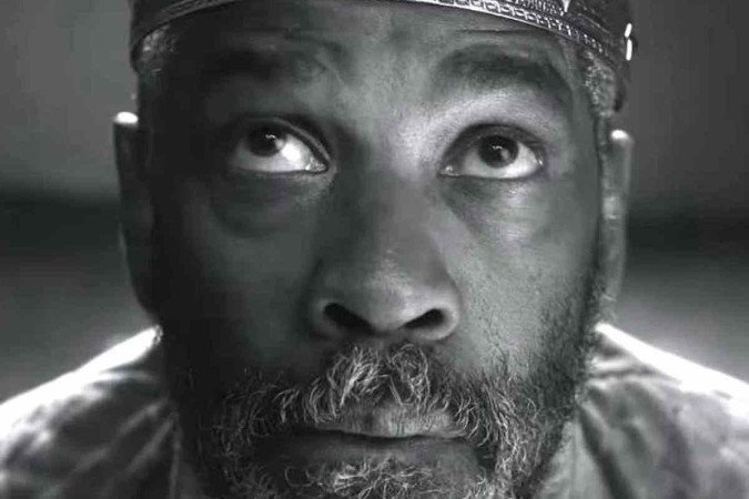 Com Denzel Washington, A tragédia de Macbeth é obra adaptada por Joel Coen