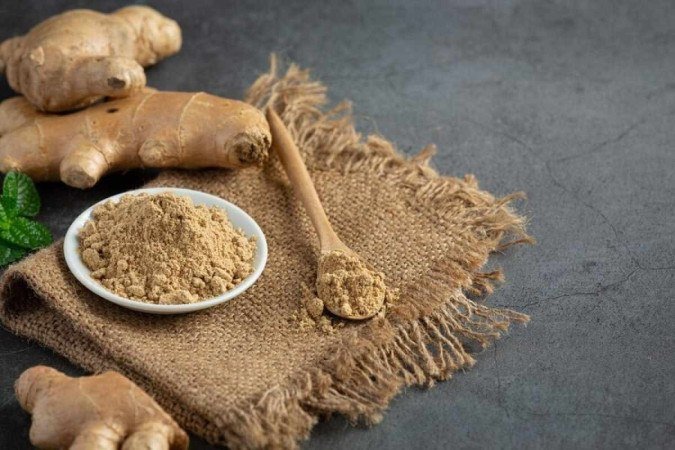 O gengibre é utilizado no Oriente há mais de 2.000 anos: popular pelo sabor e pelas propriedades relaxantes,  anti-inflamatórias e digestivas