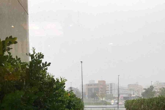 Momento da chuva no Lago Norte -  (crédito: material cedido ao Correio)