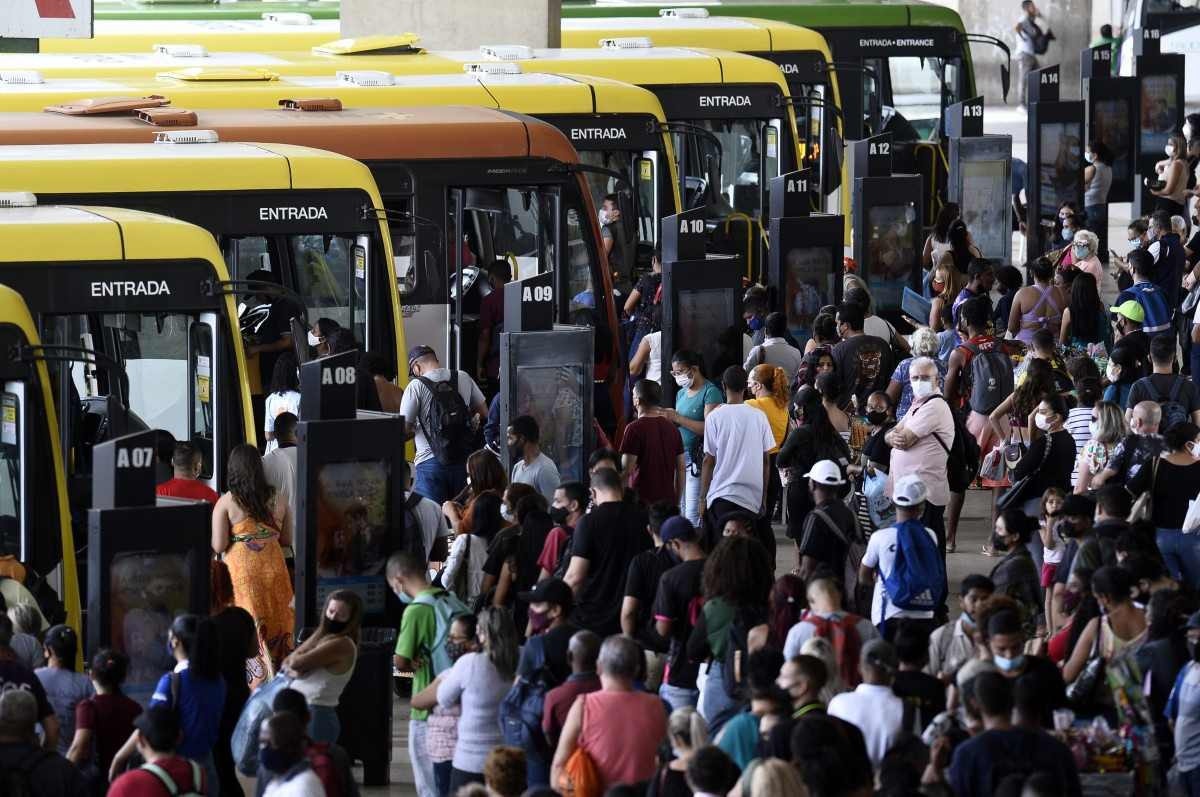 CLDF debate prorrogação de prazo para renovação da frota de ônibus