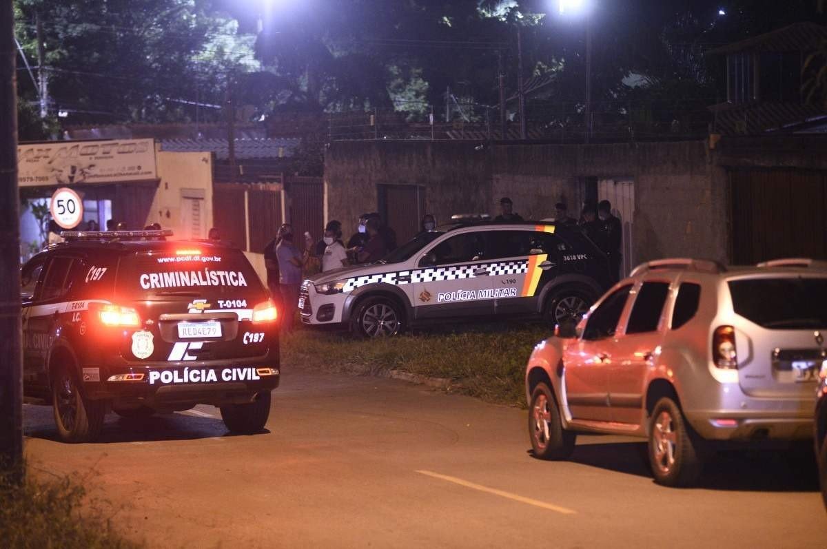  11/02/2022 Crédito: Minervino Júnior/CB/D.A Press. Brasil.  Brasilia - DF. Casa onde PM matou a família incendiou a casa e tirou a própria vida em Planaltina. 