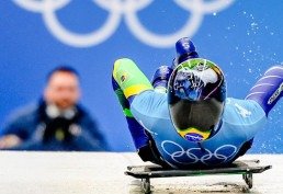Após boa estreia, Nicole mira vaga na final do skeleton neste sábado