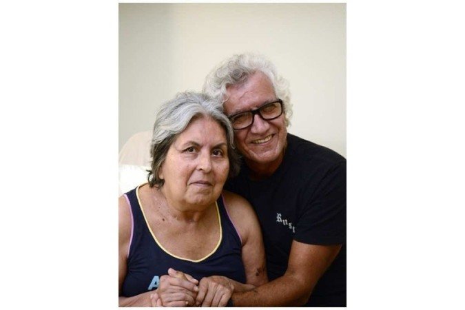 Apesar de a diferença de idade não ser tão grande entre Edmilson e Leonor, quando eles se conheceram, viviam momentos de vida muito distintos