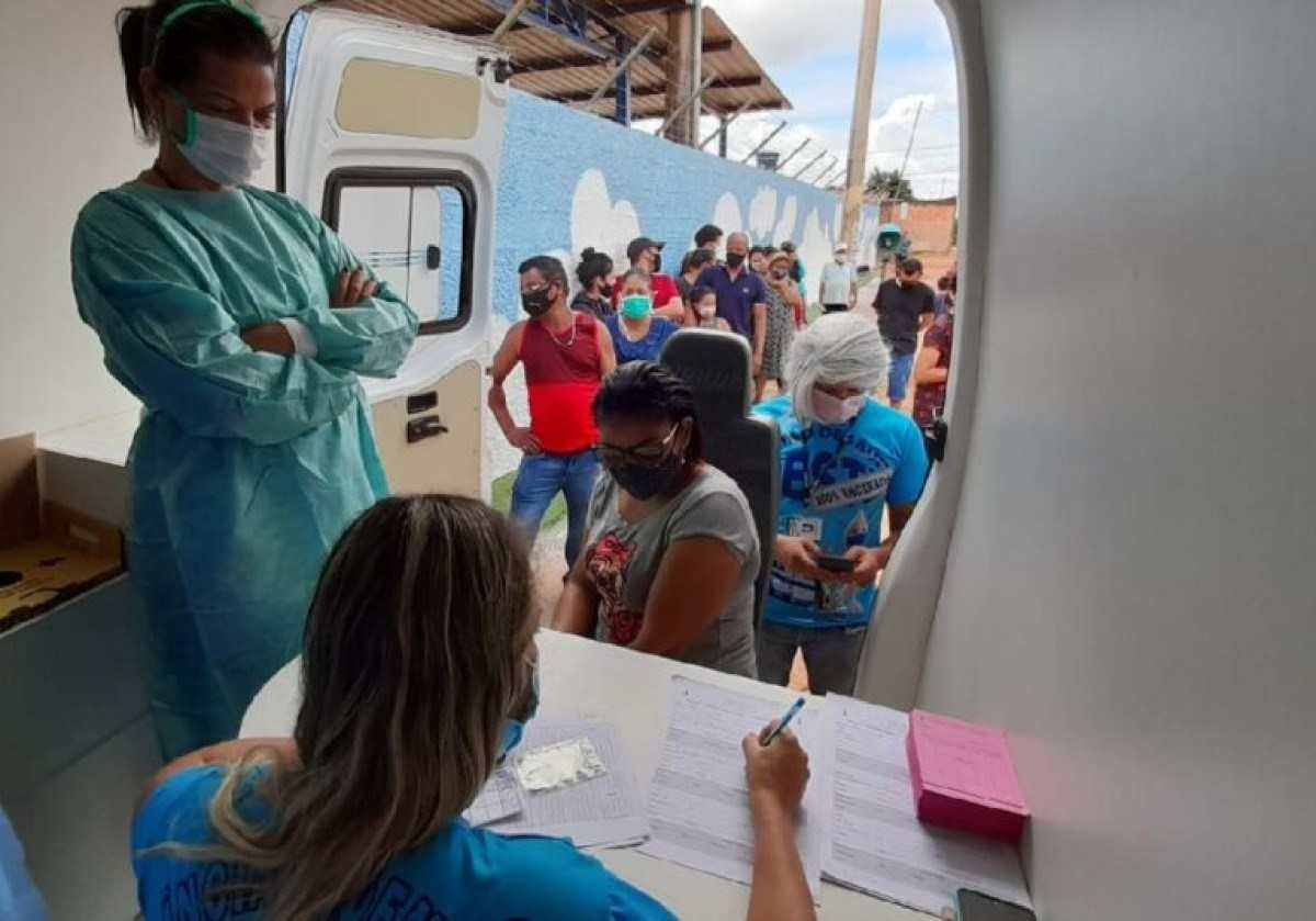 Saiba onde se vacinar no DF neste domingo (13/2)