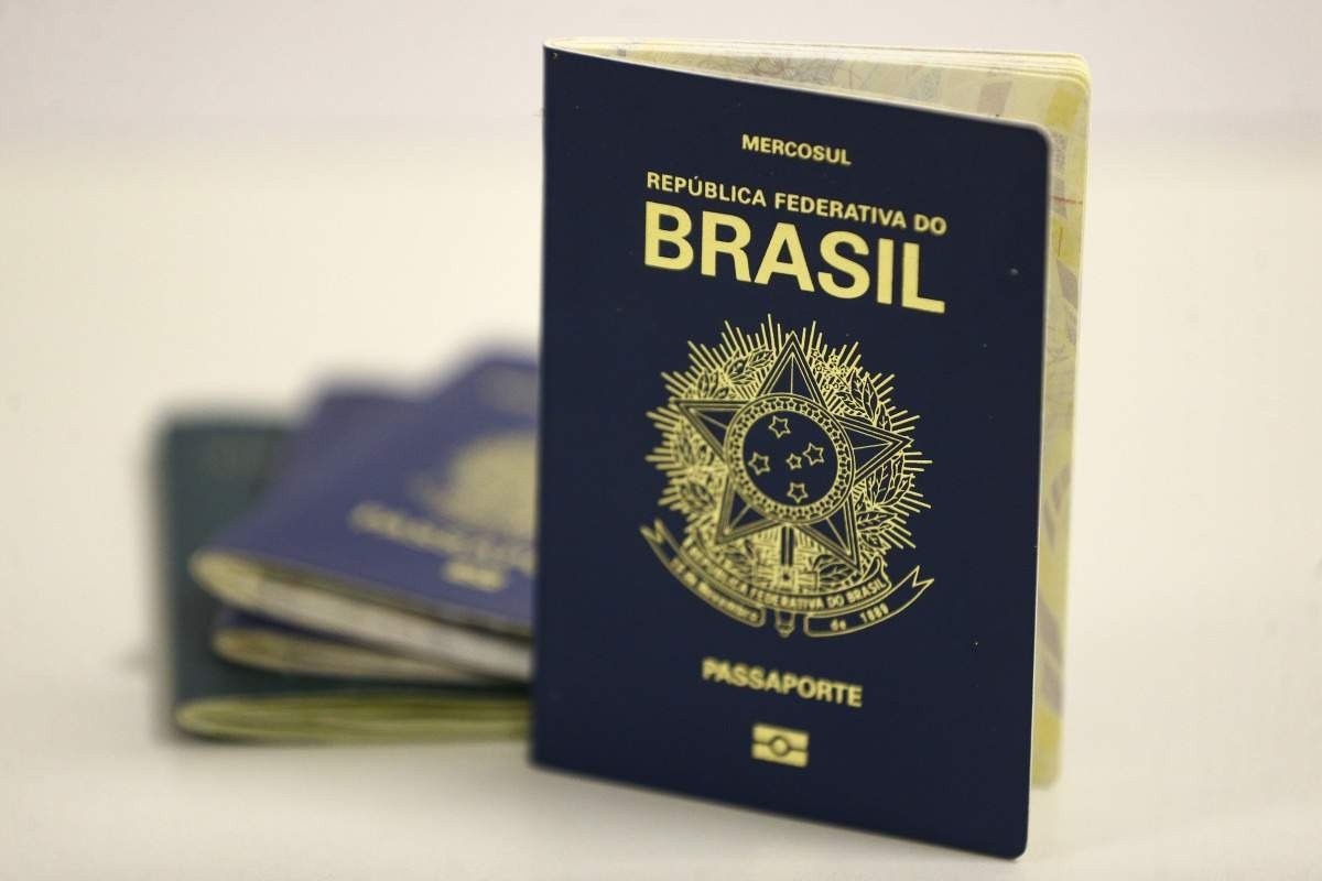 Confirmado! Brasil voltará a exigir vistos de viajantes da