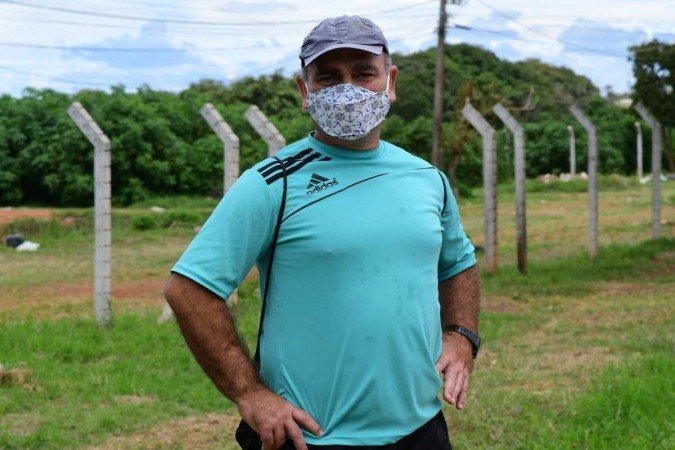 Morador de Ceil&acirc;ndia, Jo&atilde;o de Deus conta que todos em sua casa est&atilde;o alertas ao combate &agrave; dengue