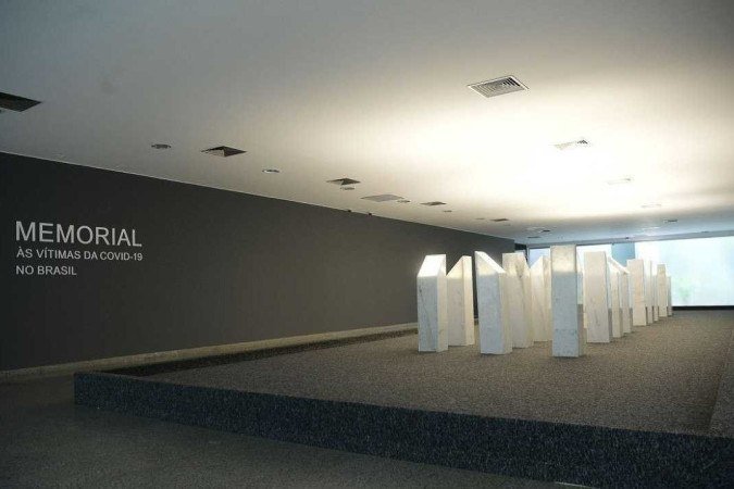 O memorial conta com 27 pedras de mármore - (crédito: Pedro França/Agência Senado) O memorial conta com 27 pedras de mármore - (crédito: Pedro França/Agência Senado)