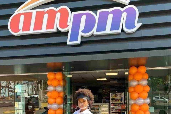 De manicure a modelo, Natália Deodato já teve dezenas de empregos