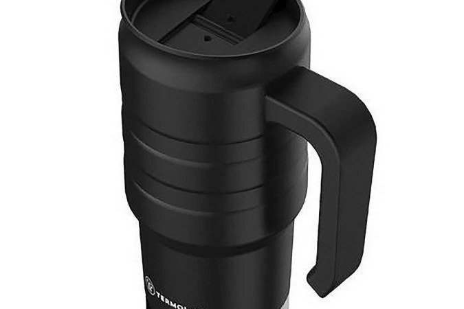 Copo Térmico Cerveja 
Café (590ml) Preto Termolar, na Americanas.com  
(R$ 143,62)