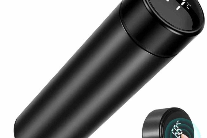 Garrafa Térmica Café, Água com Sensor de Temperatura em Led, na Amazon (R$ 79,90)