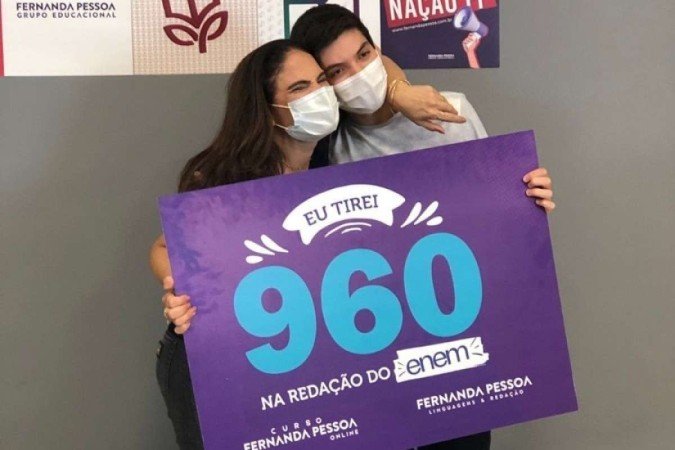 Rafael recebeu uma bolsa integral de estudos no curso preparat&oacute;rio para ENEM da professora Fernanda Pessoa.