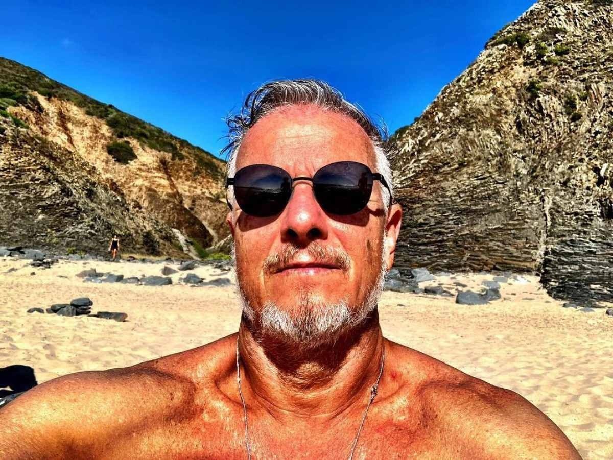 Aos 59 anos, Marcello Novaes fala sobre vida de solteiro e carreira de sucesso