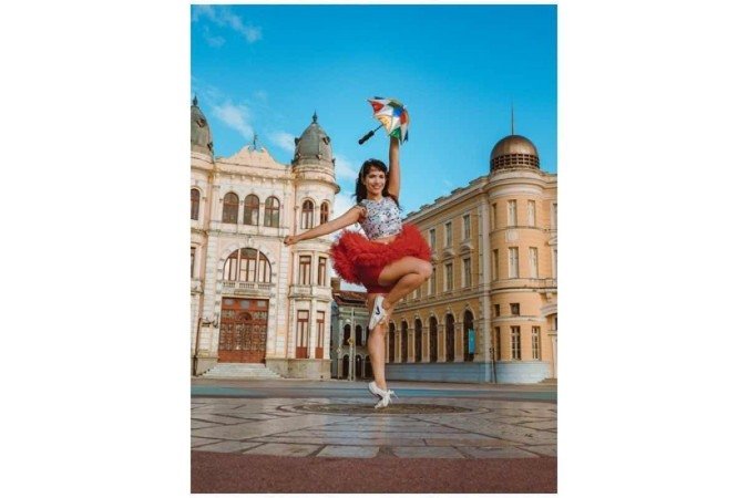 Catharina Leocárdio tem aulas de frevo três vezes na semana e ensaia aos sábados e domingos. No carnaval, intensifica os treinos para dar conta das apresentações que participa -  (crédito: Rafael Cacau/Divulga&ccedil;&atilde;o)