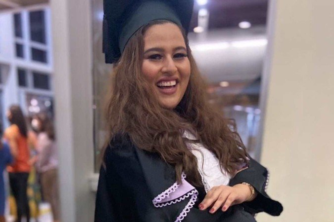 Izabella Moreira se inspirou no pai para ser pedagoga - (crédito: Arquivo pessoal) Izabella Moreira se inspirou no pai para ser pedagoga - (crédito: Arquivo pessoal)