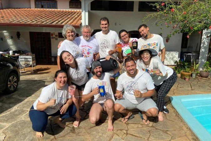 Mariana Carvalho e a fam&iacute;lia passam o carnaval junto desde quando ela tinha meses de idade