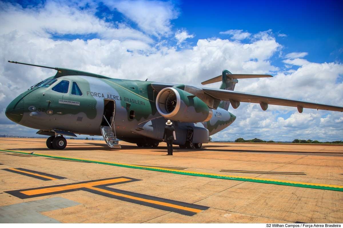 FAB confirma duas aeronaves para possível evacuação de brasileiros na Ucrânia