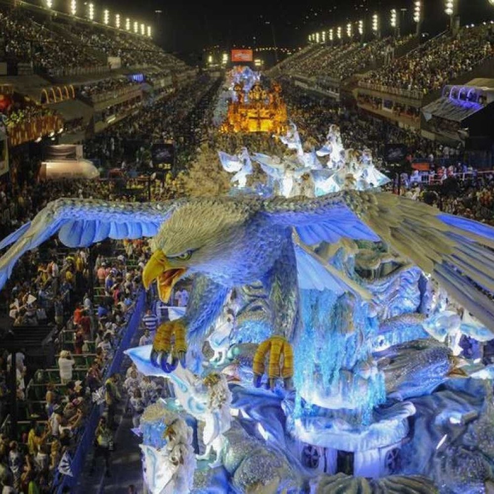 Notícias  Carnaval de rua do Rio terá menos desfiles na Zona Sul