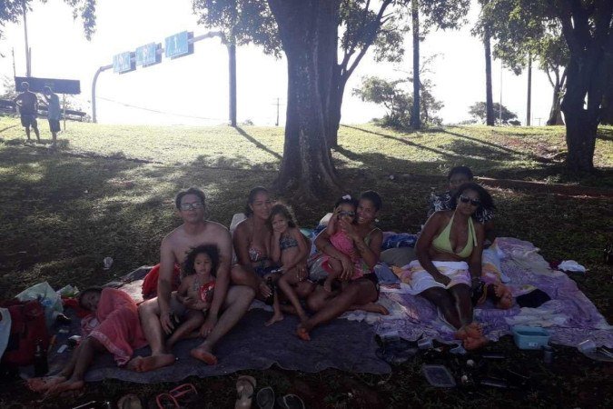 Família Soares saiu
da Estrutural para a 
Prainha do Lago Norte
