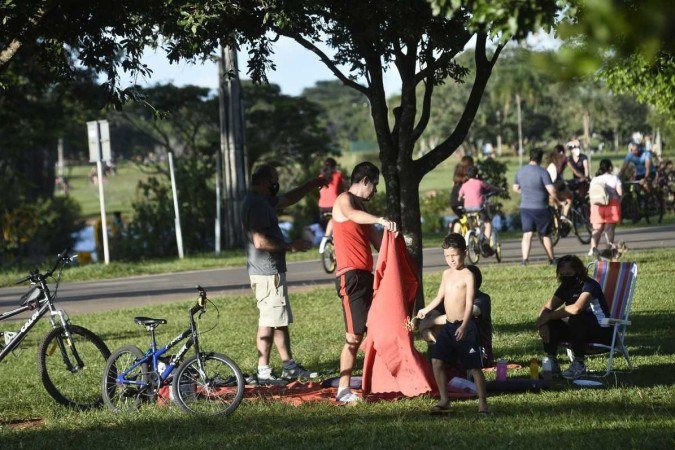  01/03/2022 Crédito: Minervino Júnior/CB/D.A Press. Brasil.  Brasilia - DF. Movimentação no Parque da Cidade no último dia de carnaval.