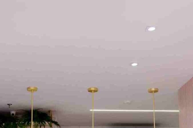 Revista. Encontro com o chef. Paula Laryssa, confeiteira de Ceilândia que acaba de abri loja em Águas Claras. 