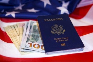 O evento de imigração para os EUA acontece simultaneamente em cidades do Brasil e da Flórida
- (crédito: Divulgação) O evento de imigração para os EUA acontece simultaneamente em cidades do Brasil e da Flórida
- (crédito: Divulgação)