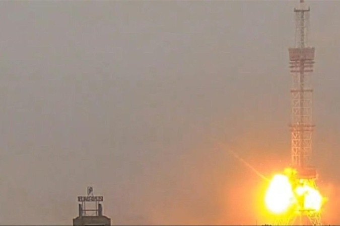  (crédito: AFP PHOTO / Satellite image ©2022 Maxar Technologies)