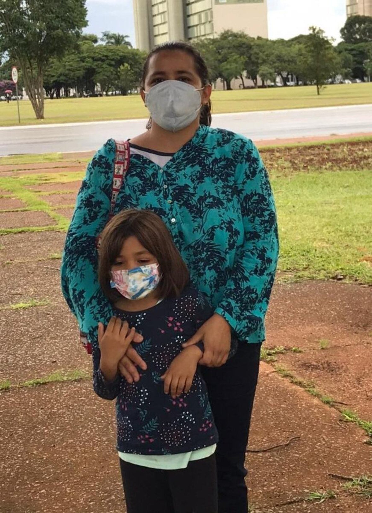 Gilmara Sena, 32, acredita que a medida pode valer a pena, principalmente com a alta adesão da população na vacinação contra a covid-19 no Distrito Federal