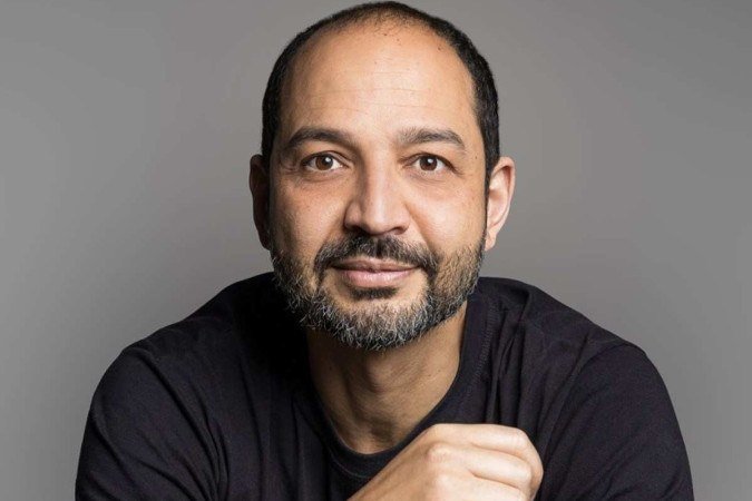 Luciano Santos é autor do livro Seja egoísta com a sua carreira
- (crédito: Arquivo Pessoal) Luciano Santos é autor do livro Seja egoísta com a sua carreira
- (crédito: Arquivo Pessoal)