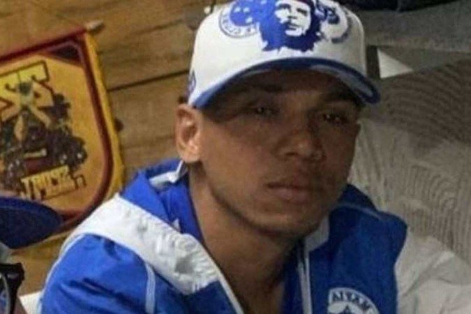 Rodrigo Marlon foi atingido por um tiro durante o conflito entre torcedores, na manhã de domingo - (crédito: Reprodução/Redes Sociais) Rodrigo Marlon foi atingido por um tiro durante o conflito entre torcedores, na manhã de domingo - (crédito: Reprodução/Redes Sociais)