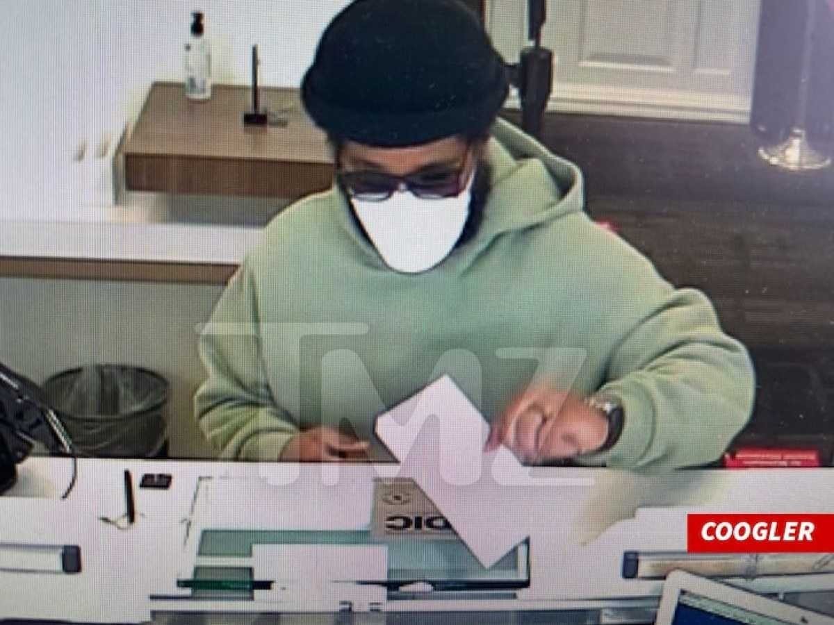 Ryan Coogler foi acusado de tentar assaltar uma agência do Bank of America ao solicitar saque da própria conta 