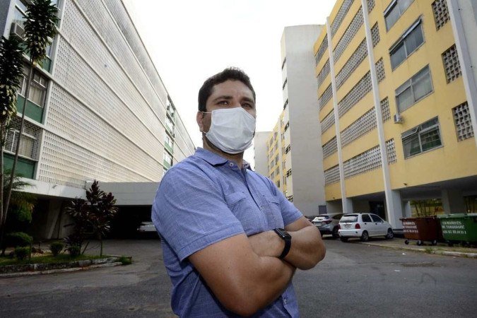  11/03/2022 Crédito: Marcelo Ferreira/CB/D.A Press. Brasil. Brasilia - DF - Prefeituras de quadras ajudam a polícia militar a vigiar a região. Rede de vizinhos protegidos. Bruno Apolonio, prefeito da 113 Sul.