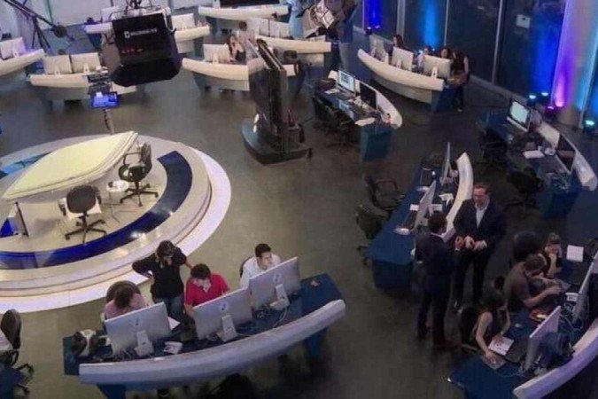 Redação jornalística da RedeTV! -  (crédito: Divulgação/RedeTV!)