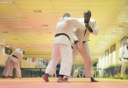 Sorrisos, incertezas e amor pelo Rio: Teddy Riner em detalhes