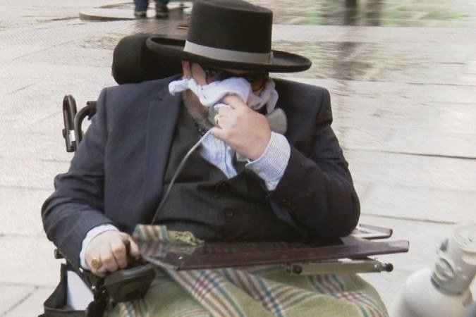 Homem diz que é Arthur Knight e nega ser o fugitivo Nicholas Rossi -  (crédito: BBC)