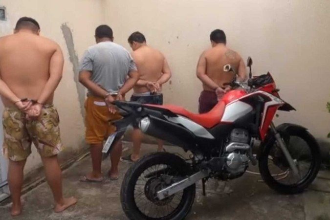 Três criminosos foram presos no âmbito da operação da PCDF - (crédito: PCDF/Divulgação) Três criminosos foram presos no âmbito da operação da PCDF - (crédito: PCDF/Divulgação)