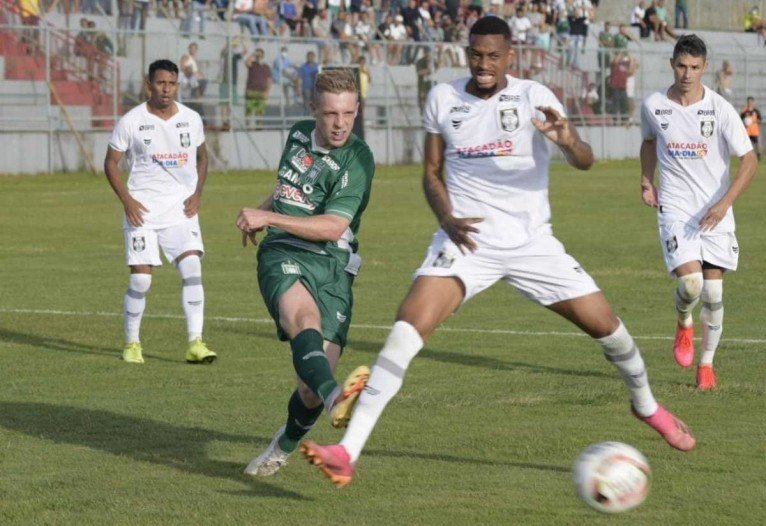 Ceil&acirc;ndia x Gama