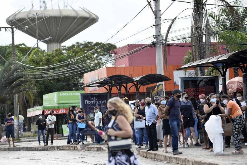 Saiba o que abre e o que fecha no feriado da Semana Santa no DF