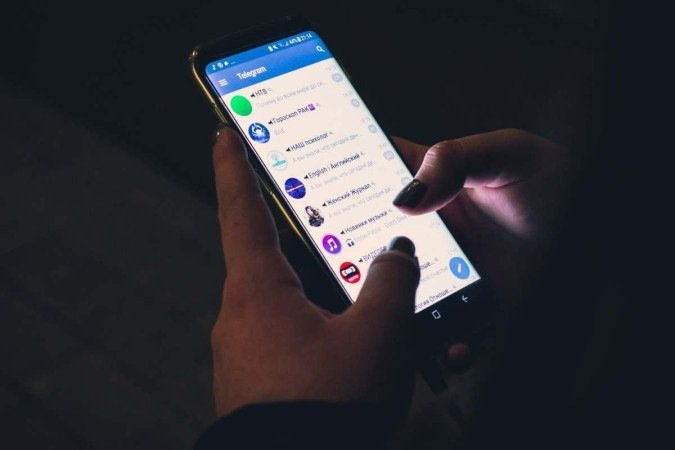 Na madrugada de sábado, a AGU lançou estratégia para derrubar a decisão que suspendeu o Telegram no país - (crédito: Christian Wiediger/Unsplash) Na madrugada de sábado, a AGU lançou estratégia para derrubar a decisão que suspendeu o Telegram no país - (crédito: Christian Wiediger/Unsplash)