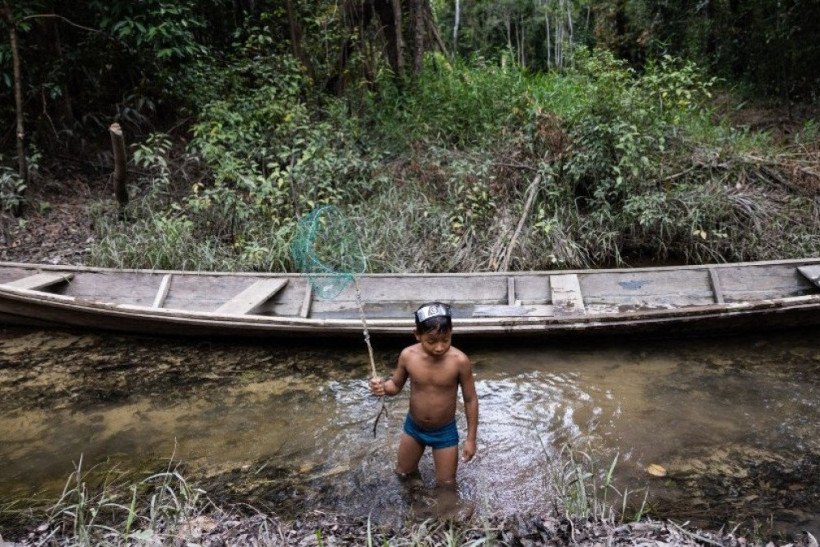 O rio que secou na Amazônia colombiana e deixou populações ribeirinhas ‘órfãs’