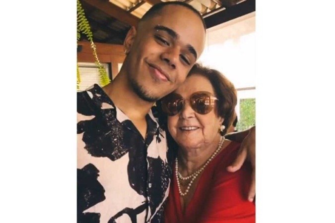 Pedro Henrique Guerreiro Queiroz, 19 anos e Líbia Guerreiro do Valle, 91 anos