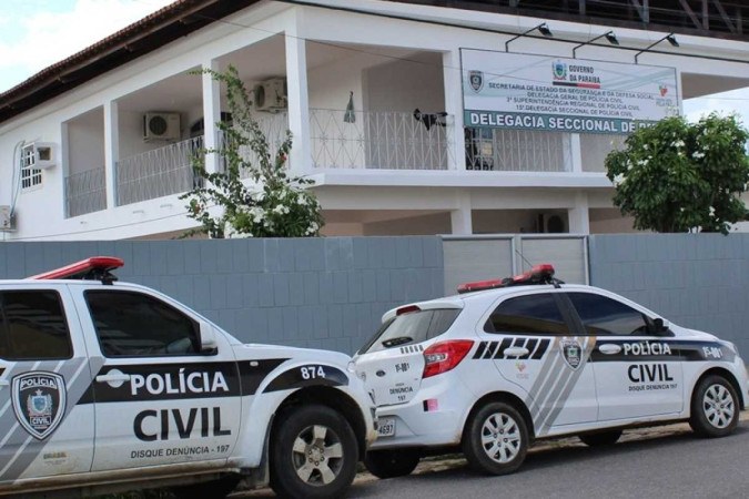 O menino de 13 anos está na carceragem da Polícia Civil de Patos enquanto aguarda audiência sobre o homicídio da mãe e do irmão  -  (crédito: Governo da Paraíba)