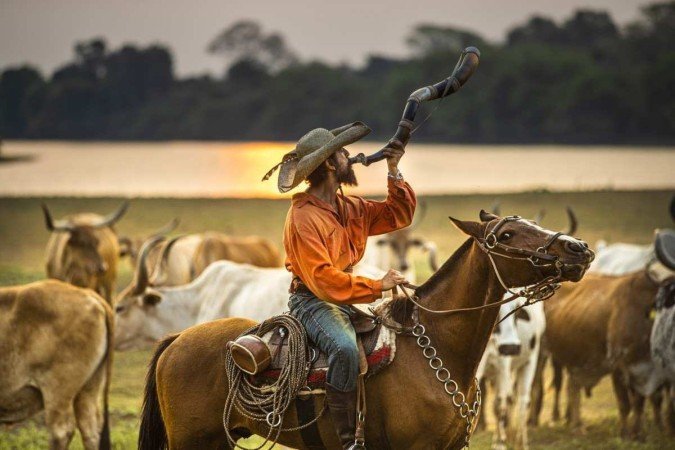 Remake é escrito por Bruno Luperi, baseado no original do avô, Benedito Ruy Barbosa - (crédito: Fotos: João Miguel Jr./Globo) Remake é escrito por Bruno Luperi, baseado no original do avô, Benedito Ruy Barbosa - (crédito: Fotos: João Miguel Jr./Globo)