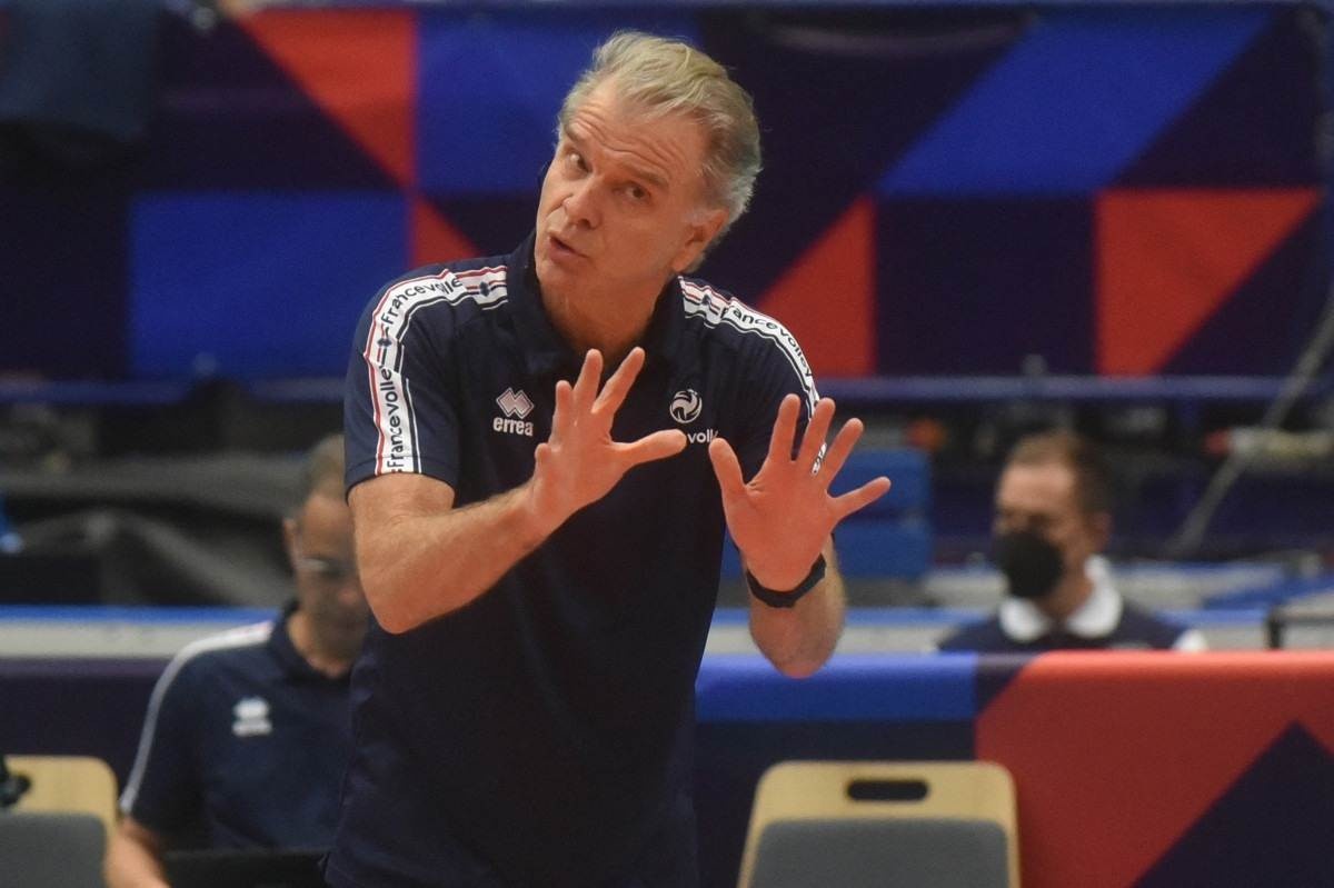 Bernardinho pede demissão da seleção de vôlei francesa