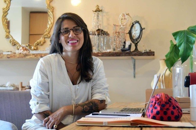  22/03/2022. Crédito: Ed Alves/CB/D.A Press. Brasil. Brasília - DF. Revista. Especial sobre a endometriose e outras doenças femininas. Na foto Flavia Dutra. 